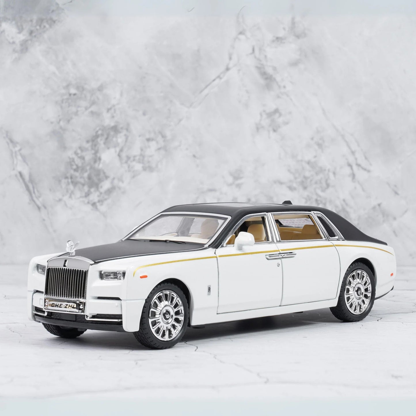 ROLLS ROYCE PHANTOM DIECAST MODEL